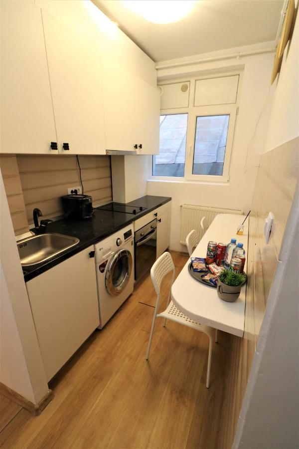 Cozy Old Town Apartment - Free Minibar Bucureşti Eksteriør bilde