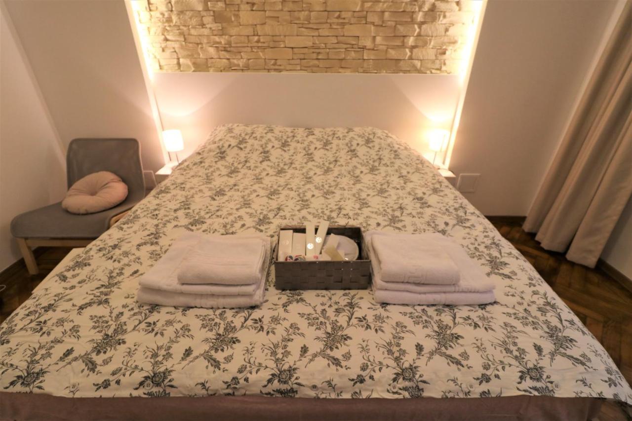 Cozy Old Town Apartment - Free Minibar Bucureşti Eksteriør bilde