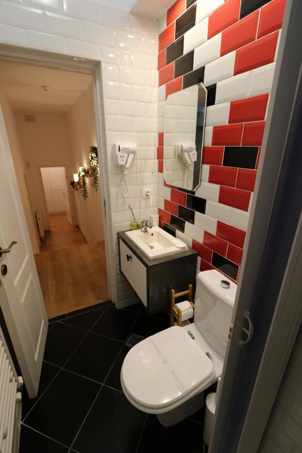 Cozy Old Town Apartment - Free Minibar Bucureşti Eksteriør bilde