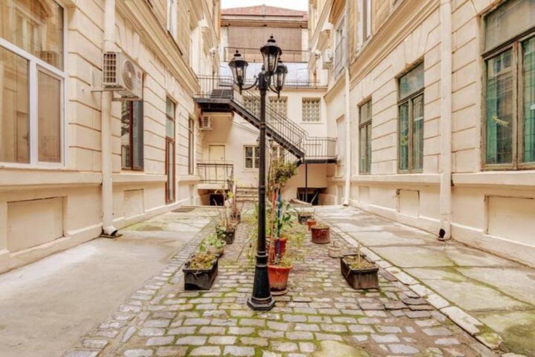Cozy Old Town Apartment - Free Minibar Bucureşti Eksteriør bilde